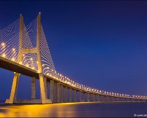 Vasco da Gama Bridge Lissabon The Vasco da Gama Bridge in Lissabon at dawn.